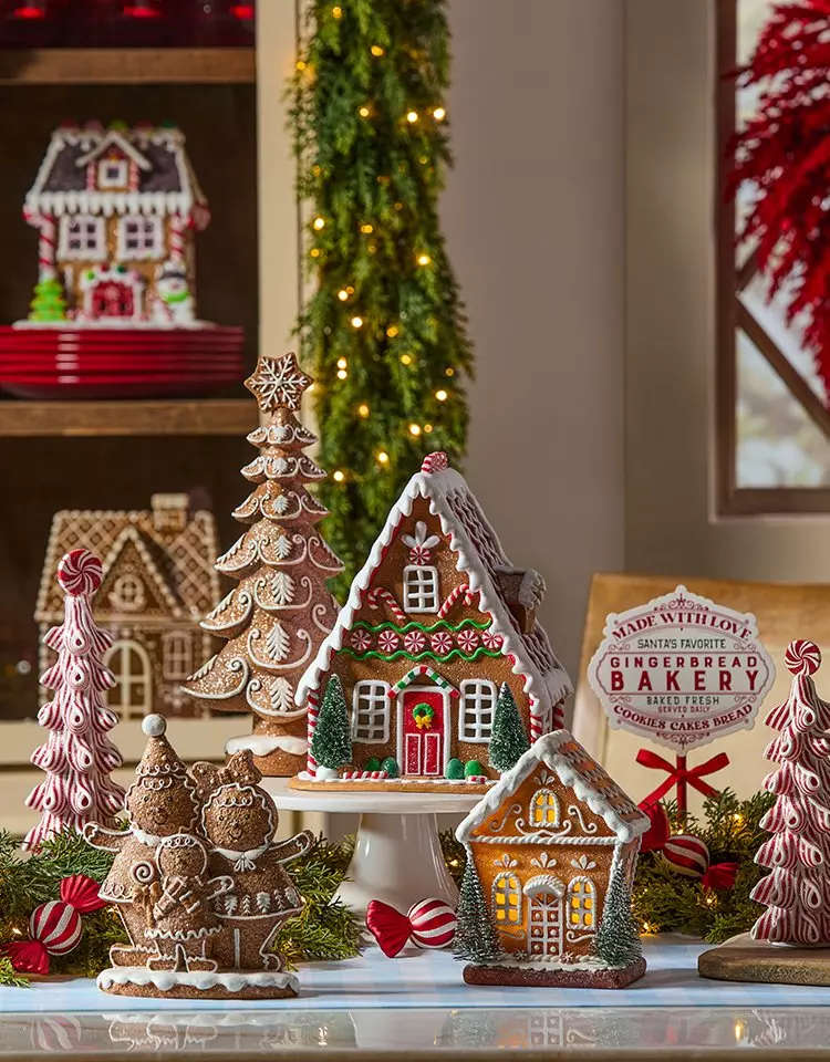 Gingerbread Decor